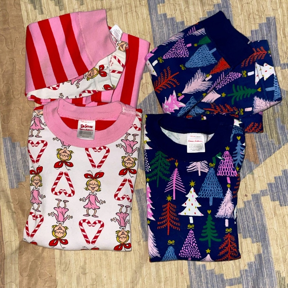 Hanna Andersson Pjs TWO SETS